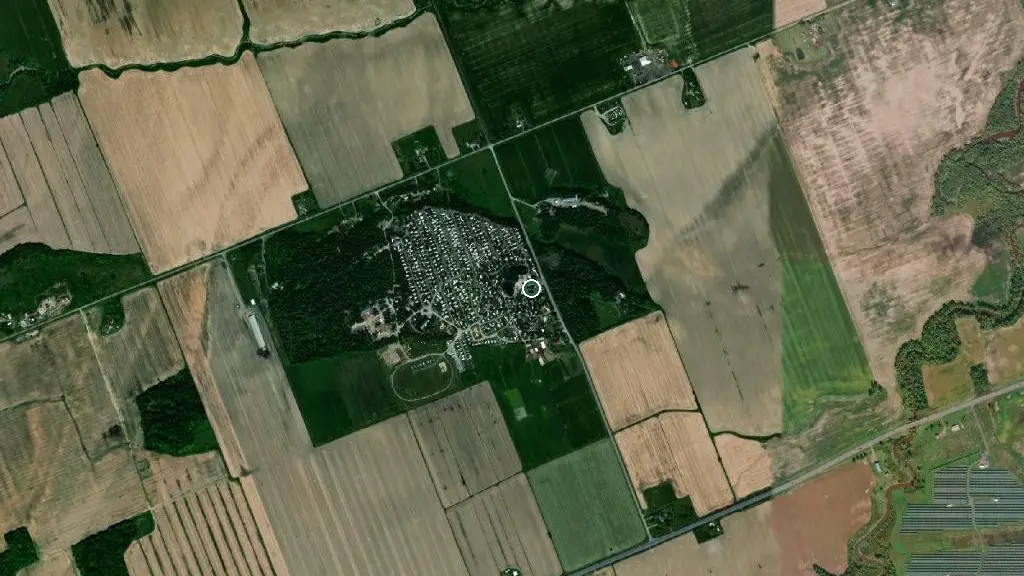Aerial view of Cedar Shade Campground and surroundings