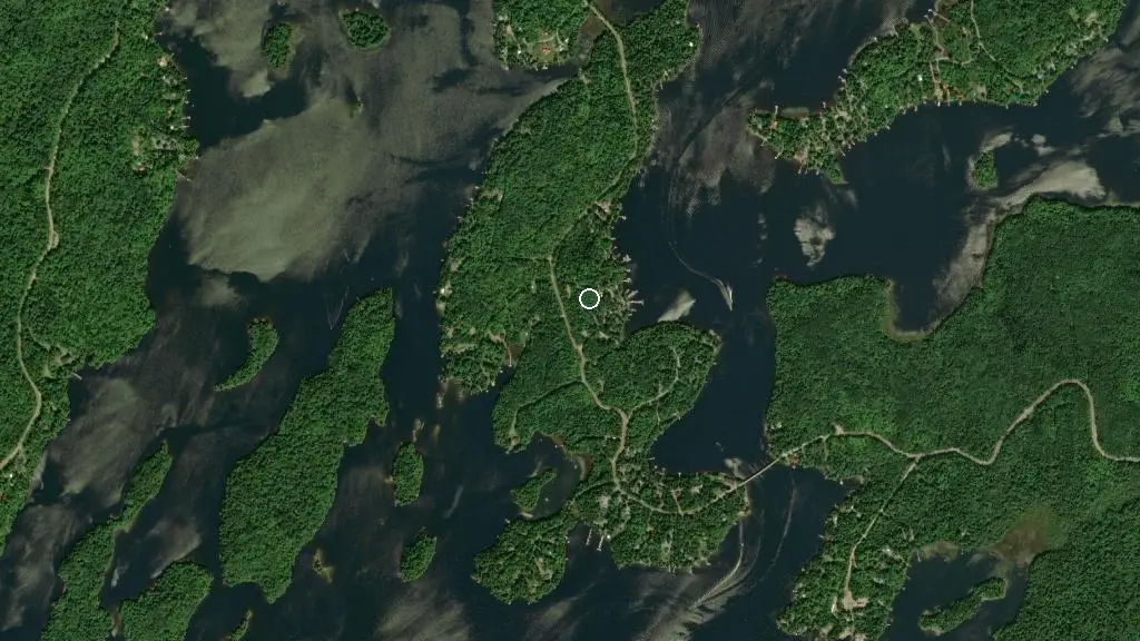 Aerial view of Camping Tarmigan and surroundings