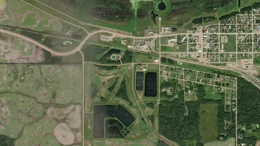 Aerial view of McLennan Kimiwan Lake Municipal Campground and surroundings