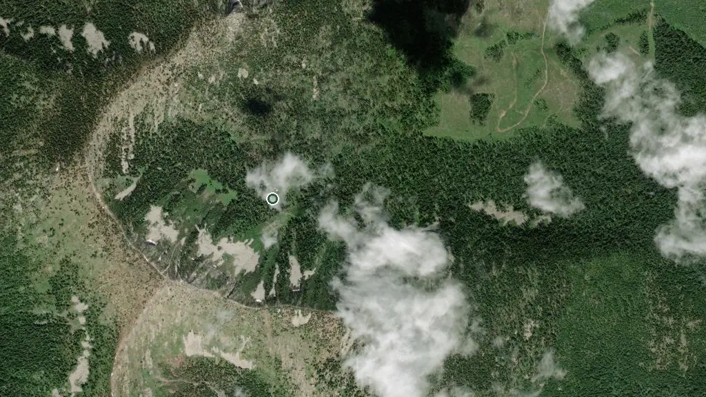 Aerial view of Igloo Cabin and surroundings