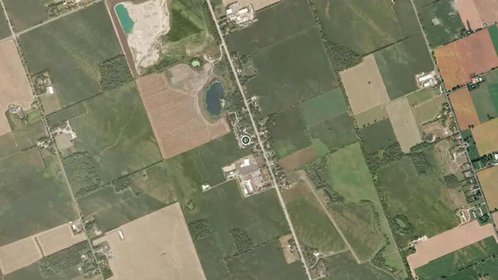 Aerial view of Willow Lake Campground & RV Park and surroundings