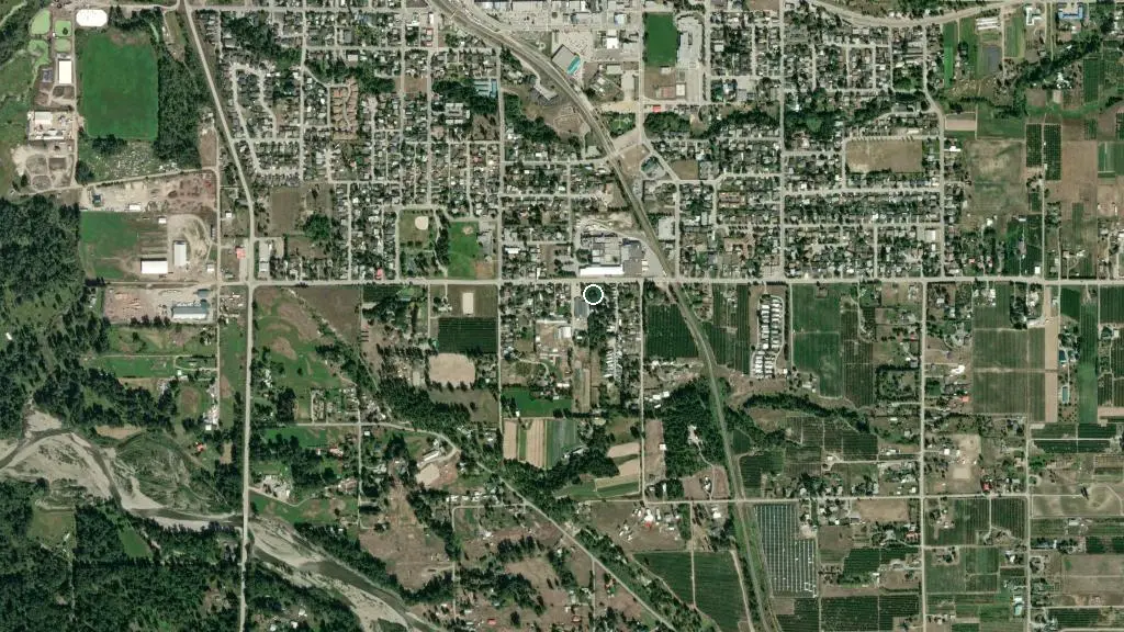 Aerial view of Scotties RV Park and Campground and surroundings