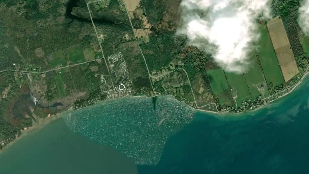 Aerial view of Cedardale Family Campground & Seasonal Resort – Killam Seasonal Resorts and surroundings