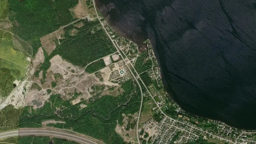 Aerial view of Motel Camping le Survenant Inc. and surroundings