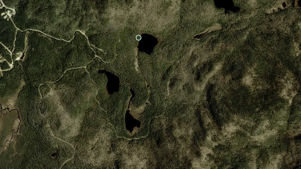 Aerial view of Refuge Pelletier and surroundings