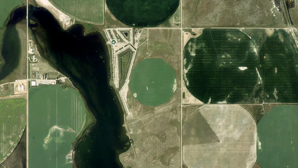Aerial view of King Arthurs Lakefront Resorts and surroundings