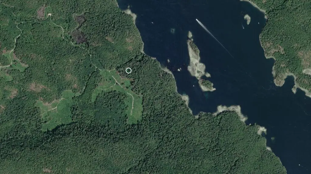 Aerial view of Bliss Portage Hut and surroundings