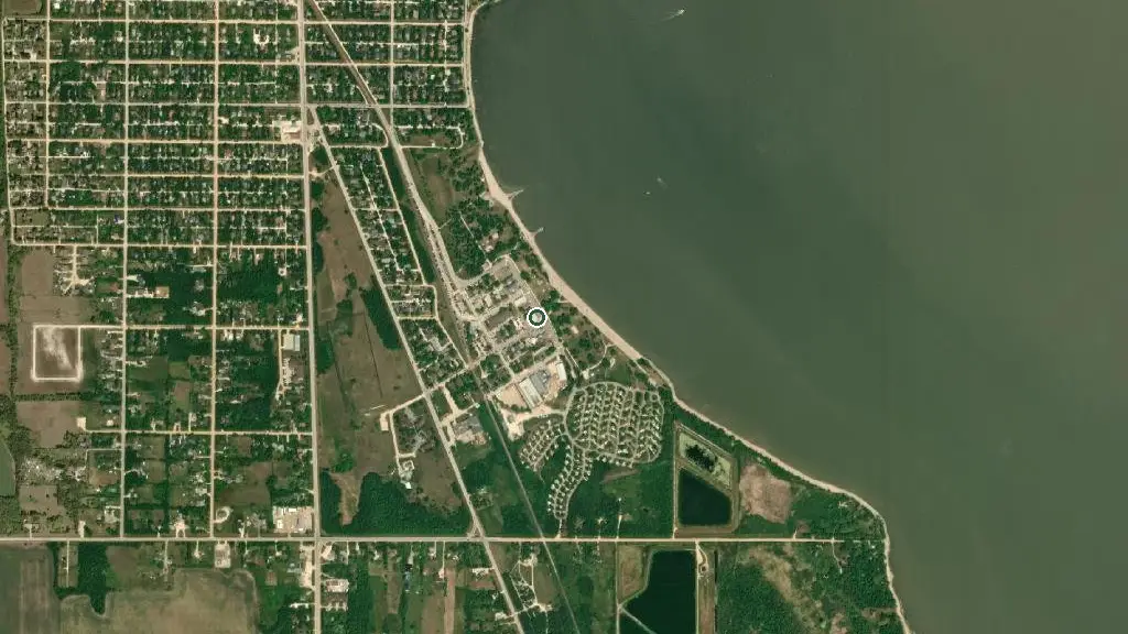 Aerial view of Wildwood Park Trailer Resort and surroundings