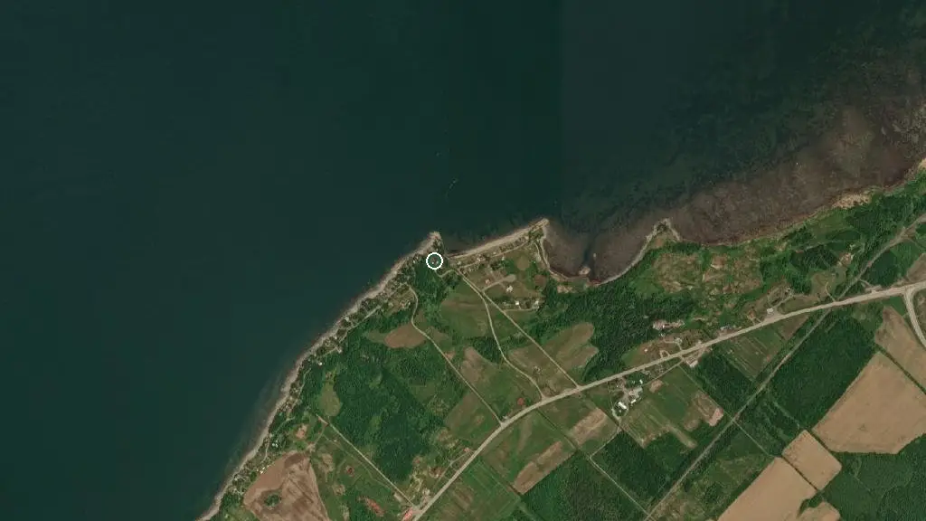 Aerial view of Aux Flots Bleus (camping et Cabines) and surroundings