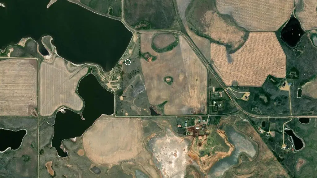 Aerial view of Fox Lake Campground and surroundings