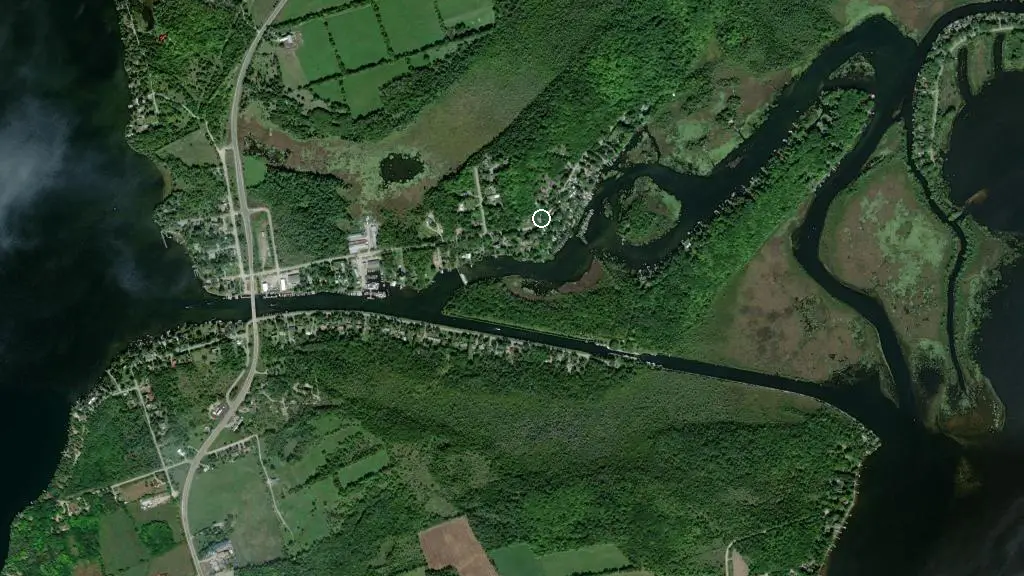 Aerial view of Arkadia Trailer Park & Cottages and surroundings