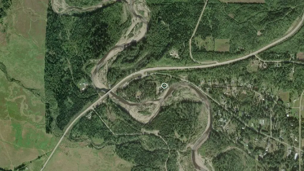Aerial view of Salmon Valley Campground and surroundings