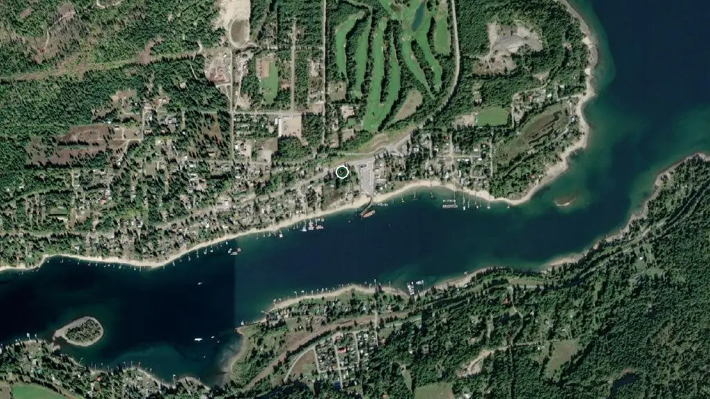 Aerial view of Kootenay Lake RV Resort and surroundings
