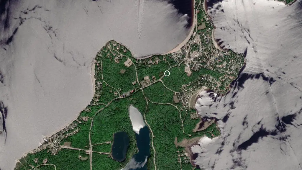 Aerial view of Pourvoirie Club Brunet and surroundings