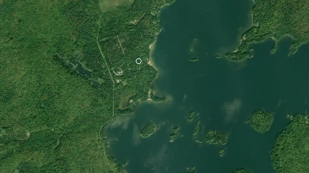 Aerial view of Mikisew Park - Hardwood Campground and surroundings