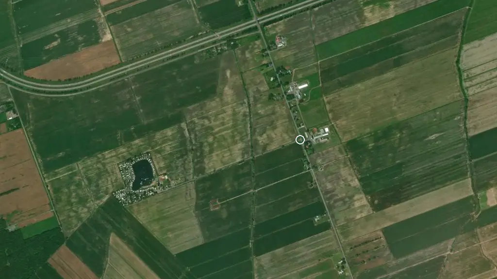 Aerial view of Camping les Jardins D’eau and surroundings
