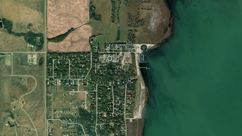 Aerial view of Parkland RV Park and surroundings