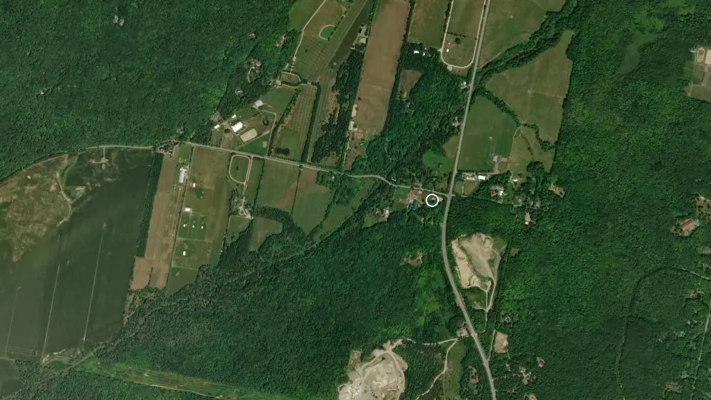 Aerial view of Camping Plein Bois and surroundings