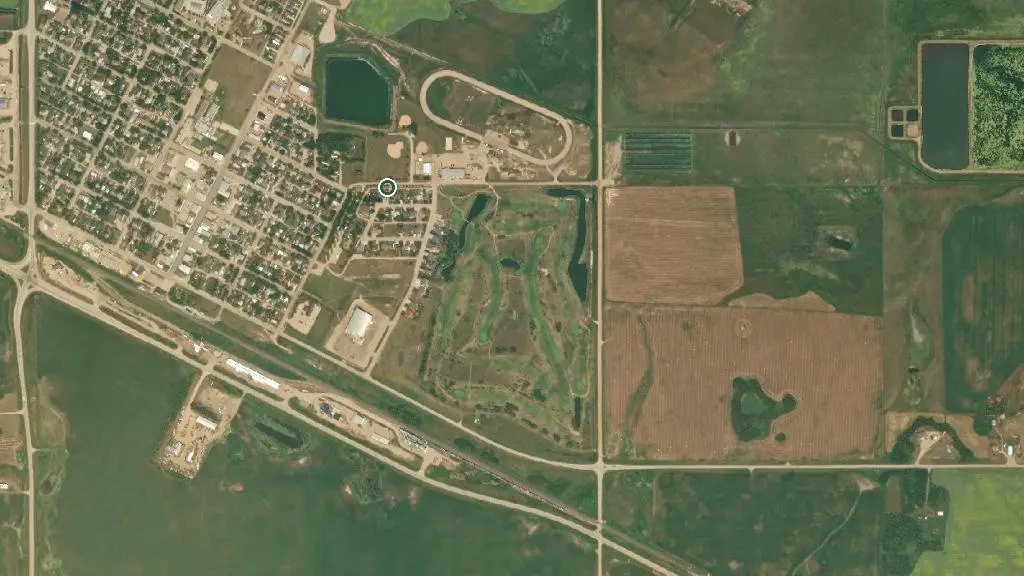 Aerial view of Eastview Park Campground and surroundings