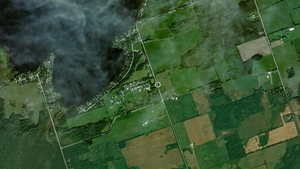 Aerial view of Kenhaven Trailer Park and surroundings