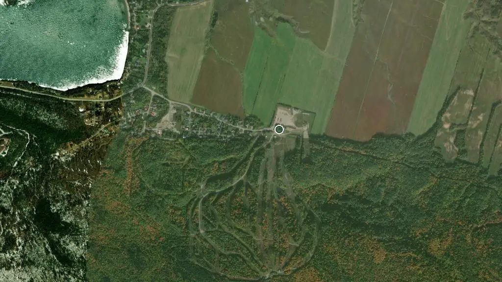 Aerial view of Sentier des Anciens and surroundings