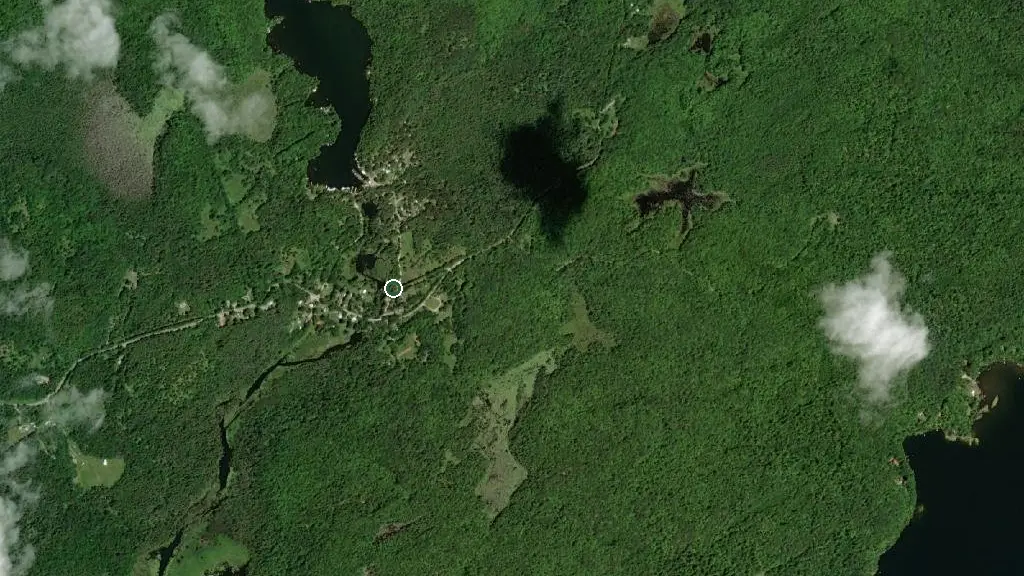 Aerial view of Woodhaven Campground and surroundings