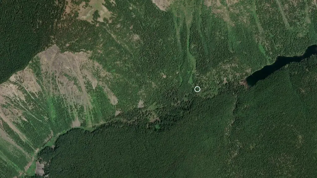 Aerial view of Strike Lake Camp and surroundings