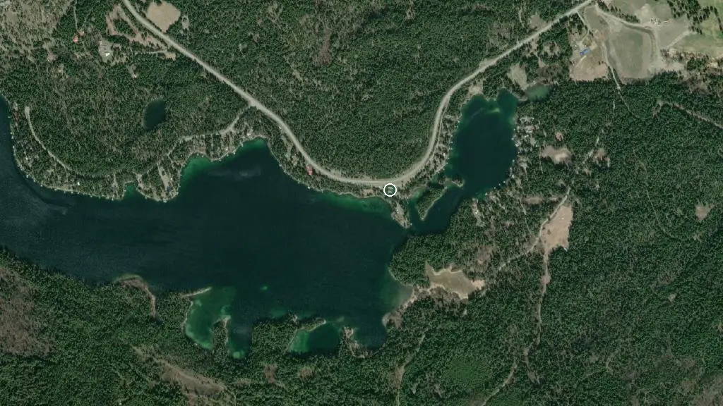 Aerial view of Hitch'n Rail Family Resort and surroundings