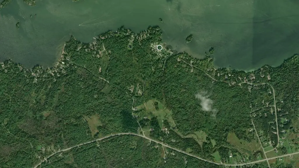 Aerial view of BayView Camp & Cottages and surroundings