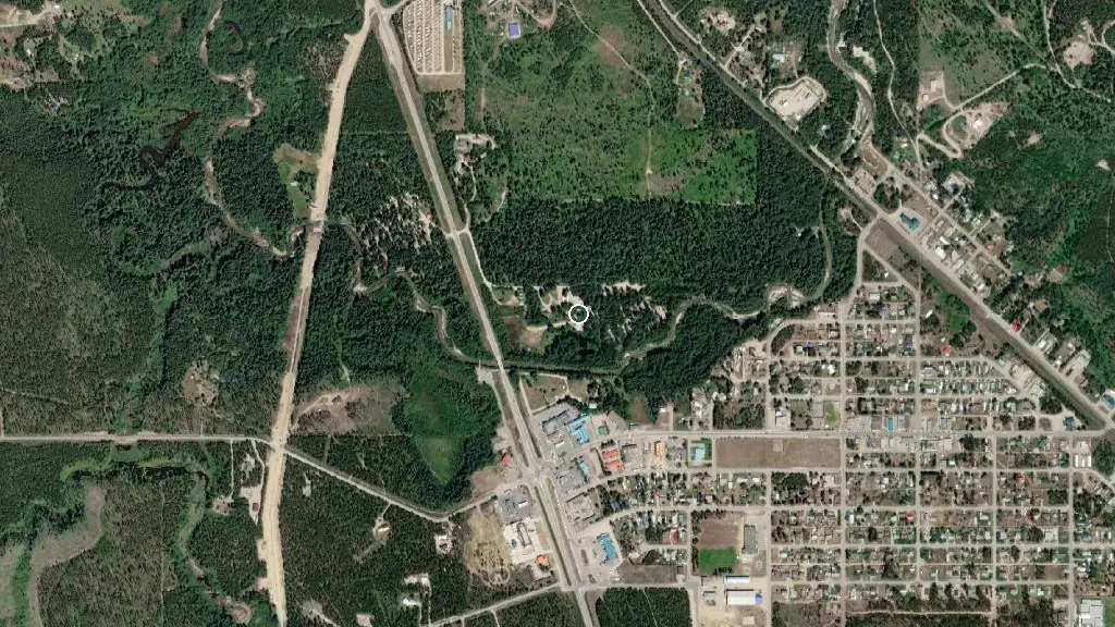 Aerial view of Swift Creek Resort and surroundings