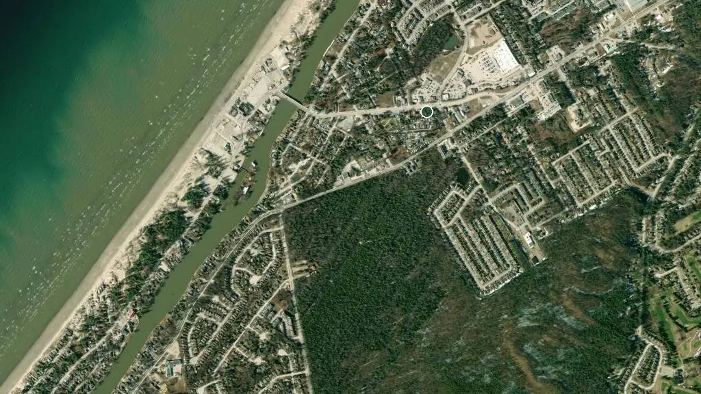 Aerial view of Holiday Park – Daiva RV Resorts and surroundings