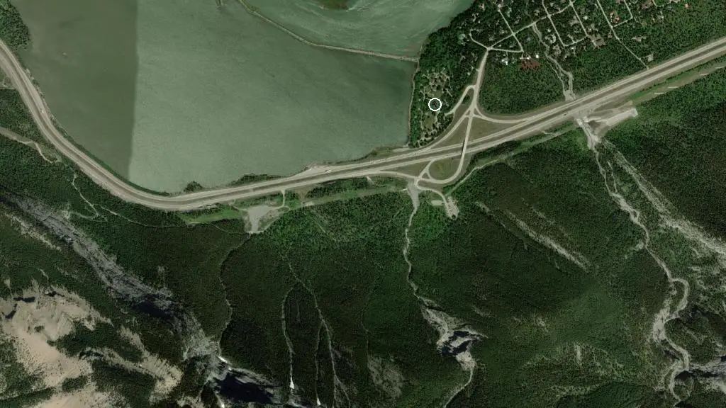 Aerial view of Lac Des Arcs Campground and surroundings