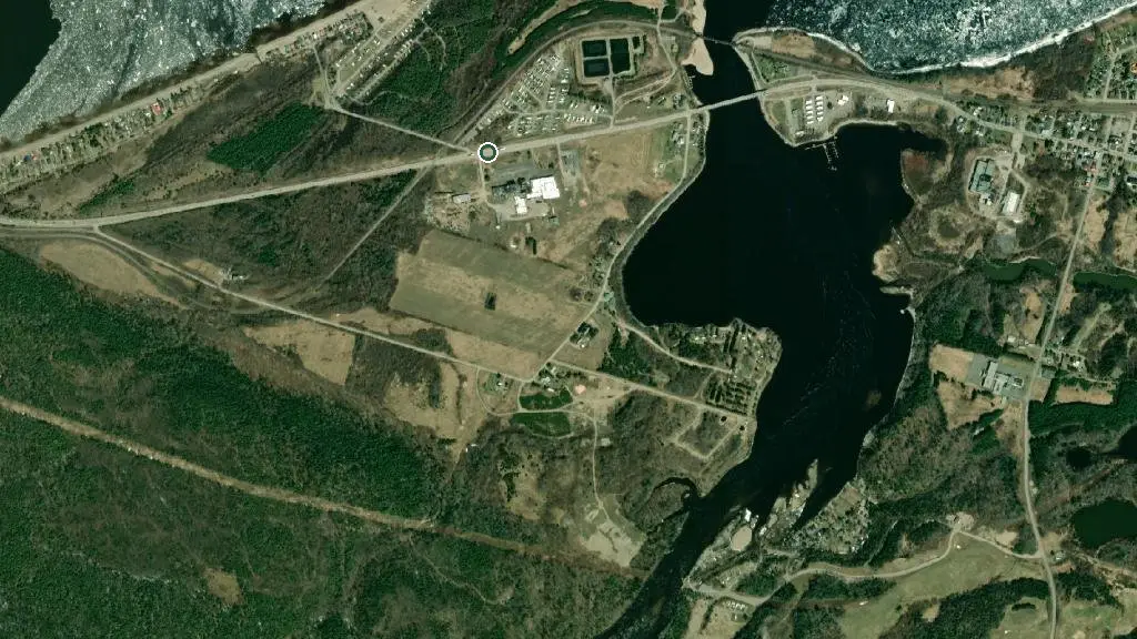 Aerial view of Camping Blanchet and surroundings