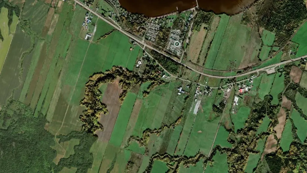 Aerial view of Camping Municipal de Chambord and surroundings