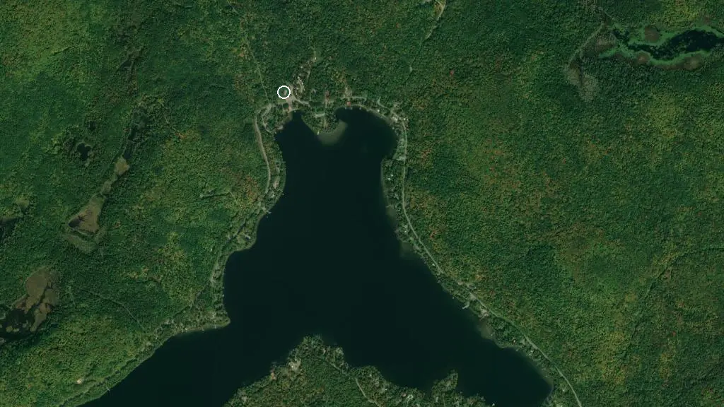 Aerial view of Camping Domaine Lac Gravel and surroundings