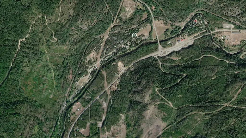 Aerial view of Moyie River Ranch Resort and surroundings