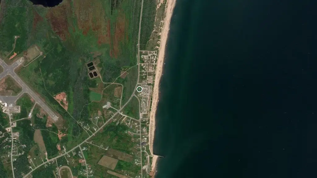 Aerial view of Camping des Sillons and surroundings