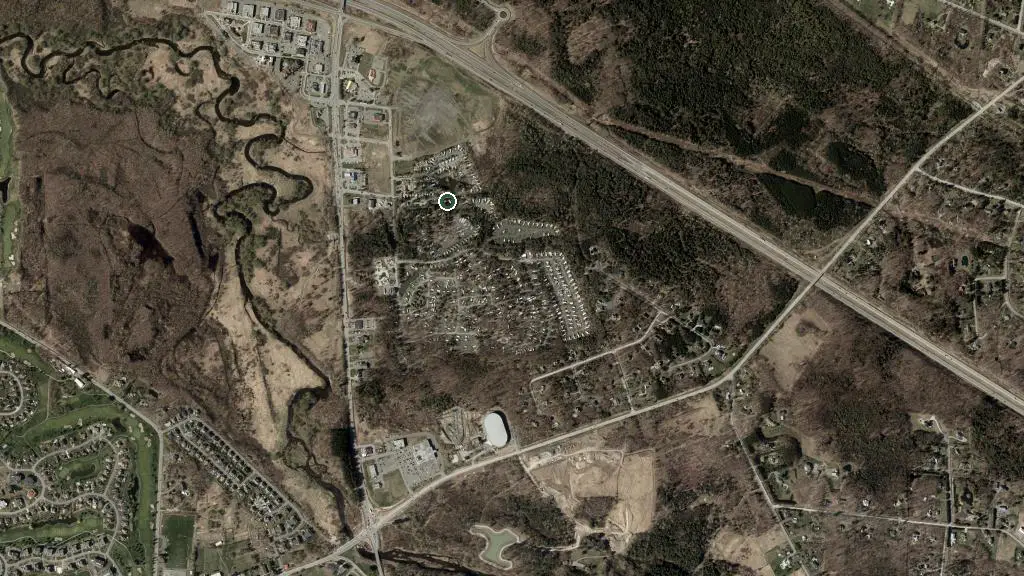 Aerial view of Camping Vacances Bromont and surroundings