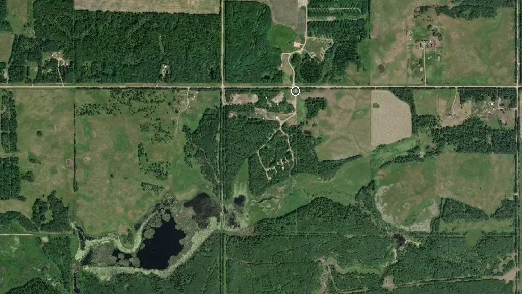 Aerial view of Country Comfort Cabins & RV and surroundings