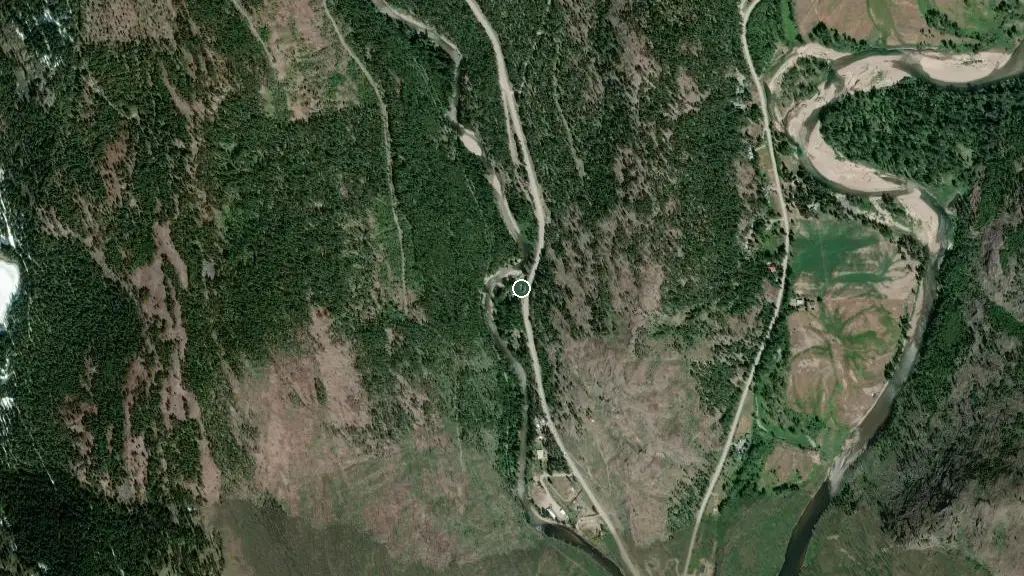 Aerial view of The Coddiewomplers and surroundings