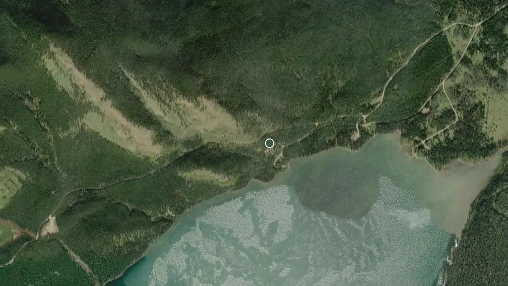 Aerial view of Upper Moose Campground and surroundings