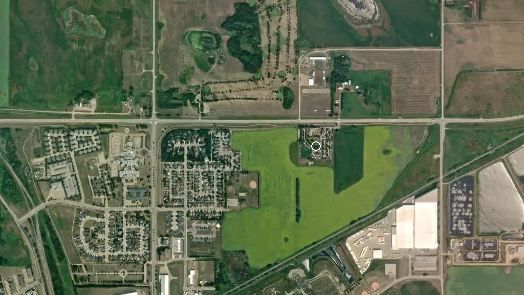 Aerial view of Wetaskiwin Lions Campground and surroundings