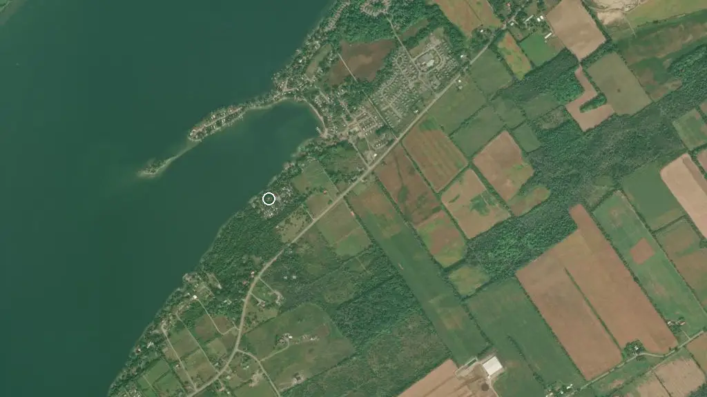 Aerial view of The Sandbanks Cottages and Campsites and surroundings