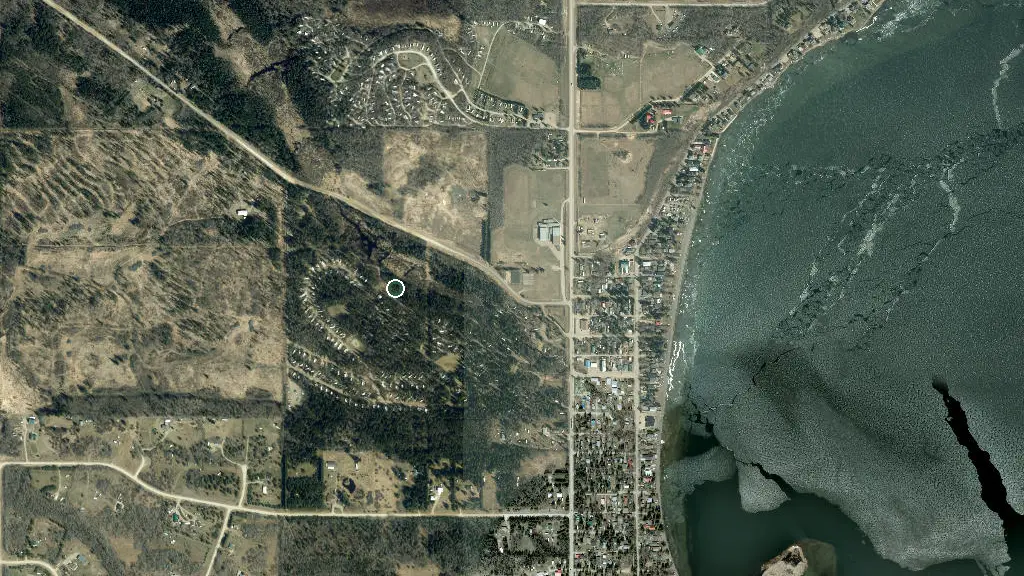 Aerial view of Shadybrook and surroundings
