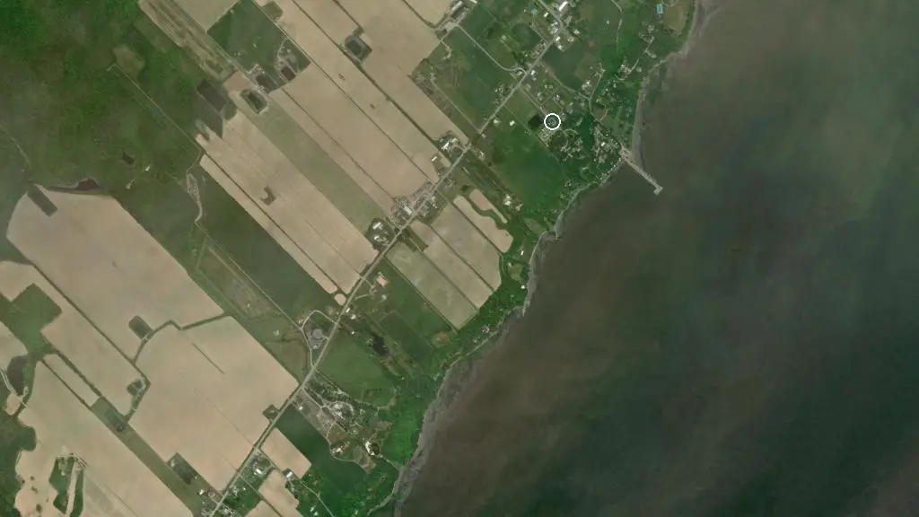 Aerial view of Camping Orléans and surroundings