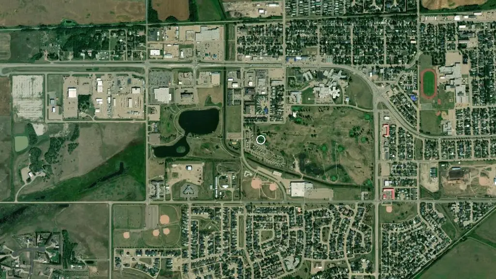 Aerial view of Town of Stettler Campground and surroundings