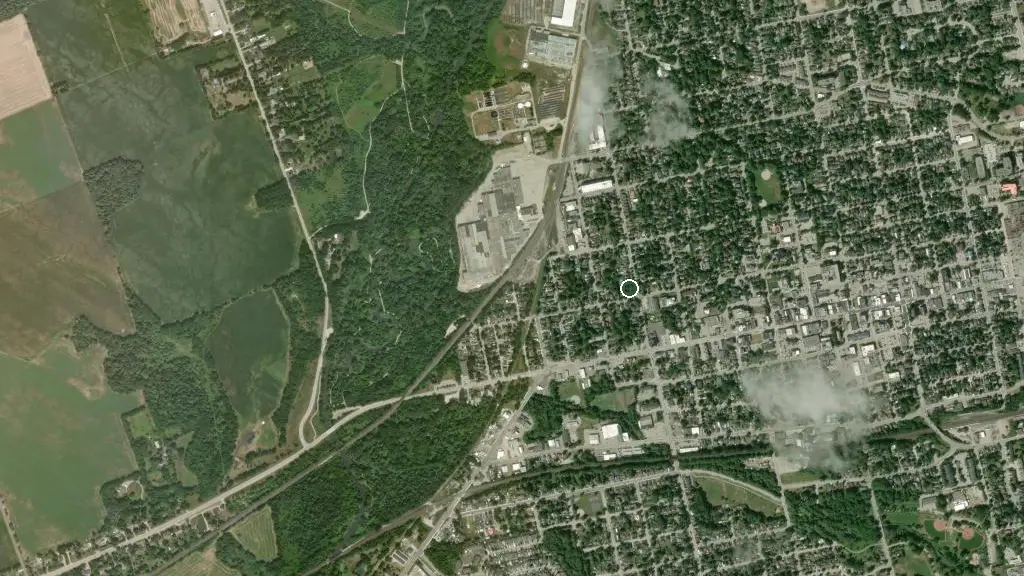 Aerial view of Willow Lake Park Ltd and surroundings