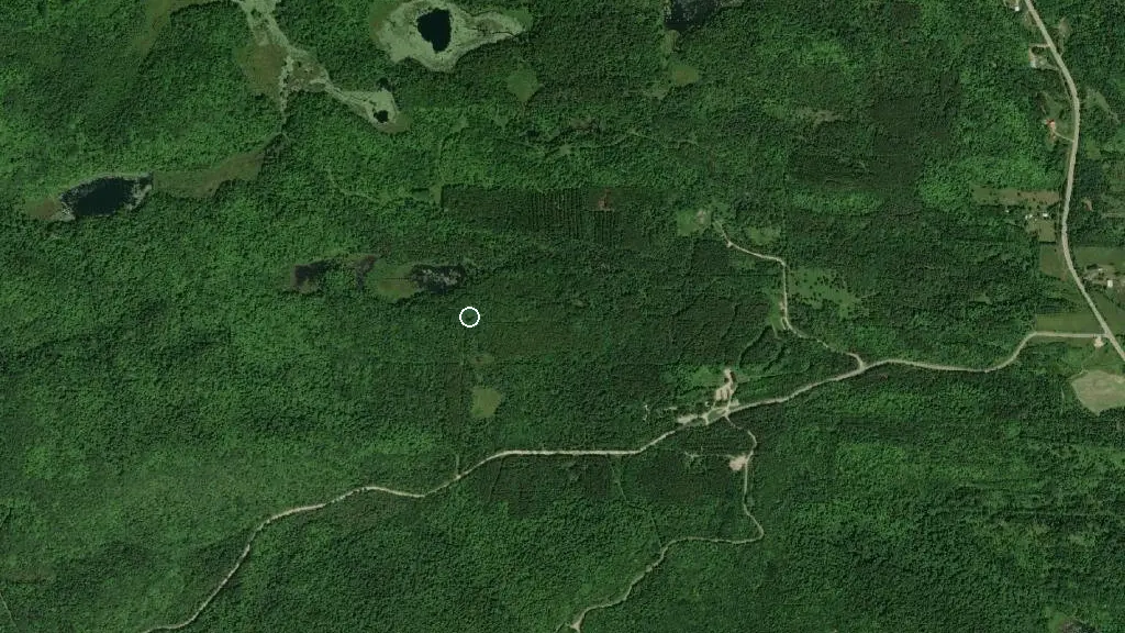 Aerial view of Refuge du Trappeur and surroundings