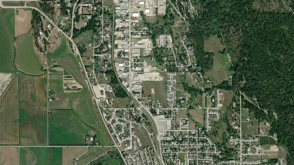 Aerial view of Pair-A-Dice RV Park & Campground and surroundings