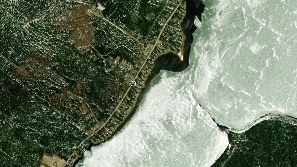 Aerial view of Marina Camping le Grand Bleu and surroundings